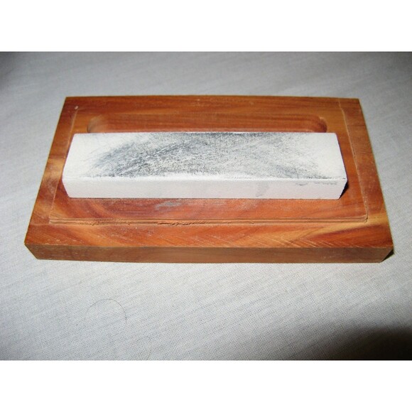 2008 Carpenters Millwrights Sharpening Stone Wooden Box McCoy No Knife Included - Picture 2 of 3